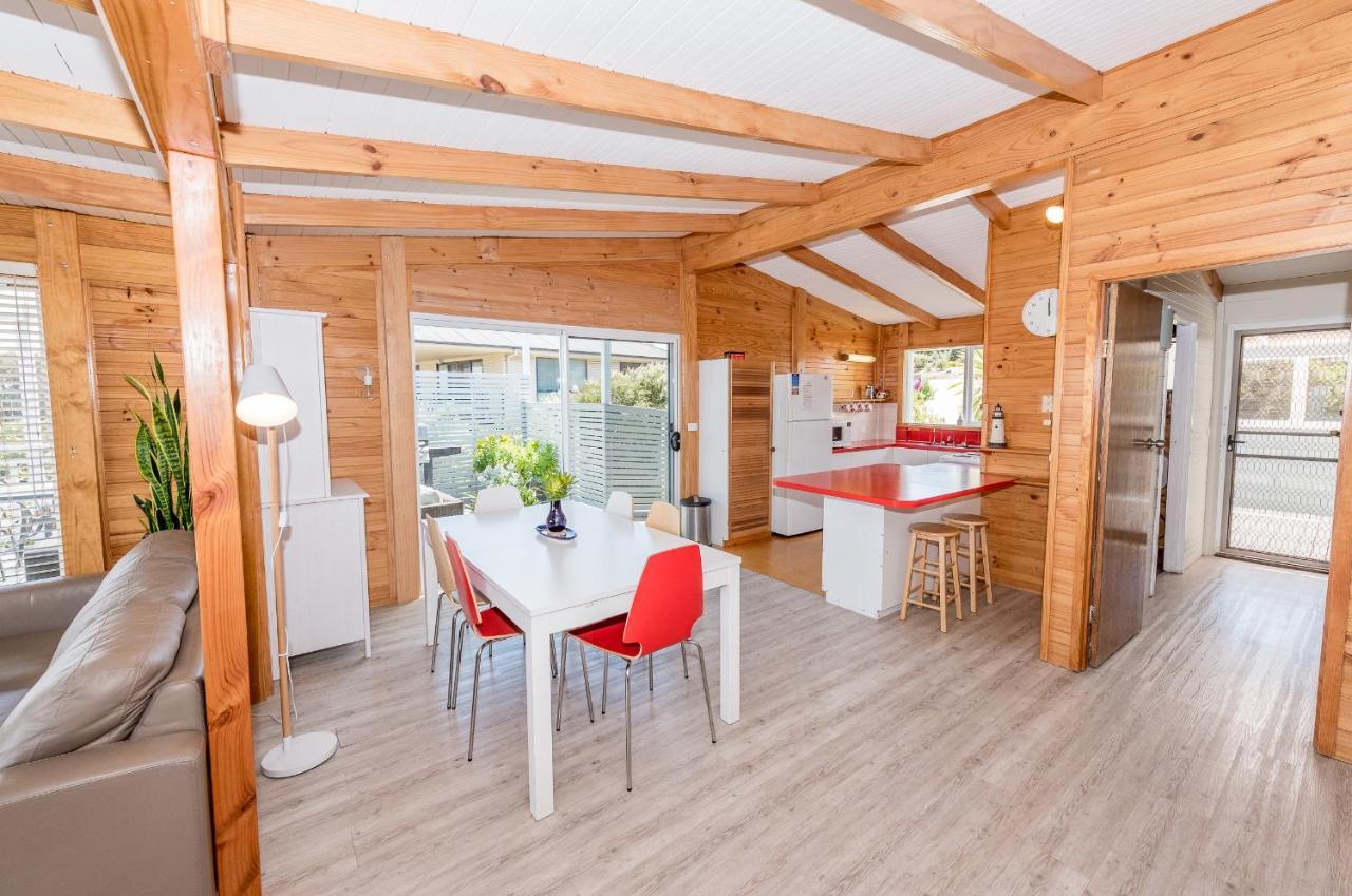 Acacia Cottage โคลส์เบย์ ภายนอก รูปภาพ