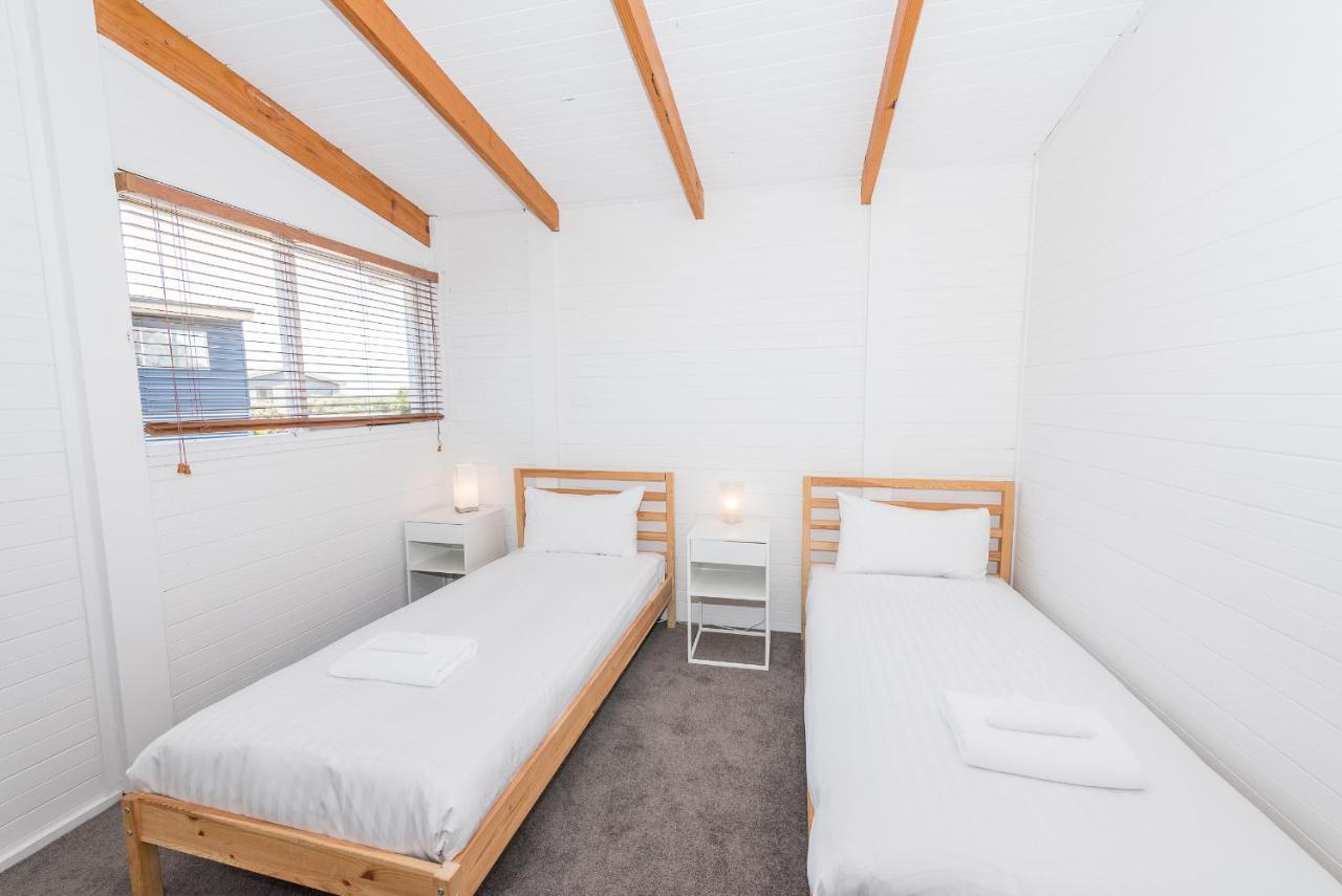 Acacia Cottage โคลส์เบย์ ภายนอก รูปภาพ